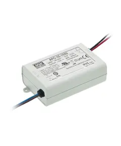 PULSAR APC 15-50V/35W/700mA LED t&aacute;pegys&eacute;g &aacute;lland&oacute; &aacute;ram&uacute;, IP42, SCP/OVP v&eacute;delemmel