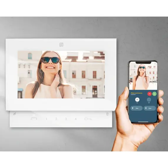 FARFISA Videó kaputelefon szett, 7 hüvelykes LCD TFT kijelző, távoli elérés okoseszközzel, ajtónyitás, csomagban fém konzollal, fehér színű