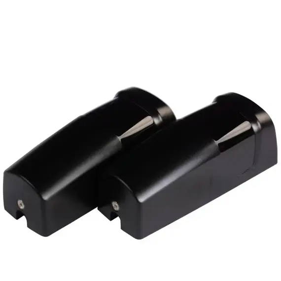 TIGERMAT TM-YET-610C Infrasorompó, 15-20 méter hatótávolság, elemes és vezetékes jeladó, IP55 védelem, falra szerelhető, 180 fokig forgatható lencse